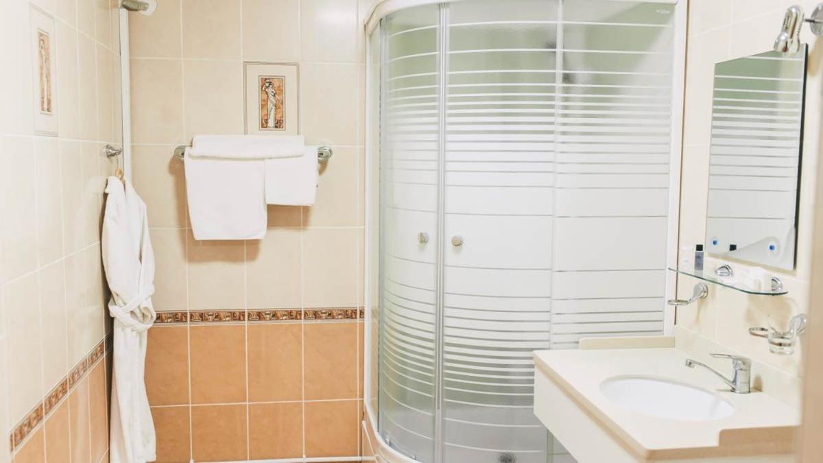 Dostyq Kokshetau Otel Dış mekan fotoğraf